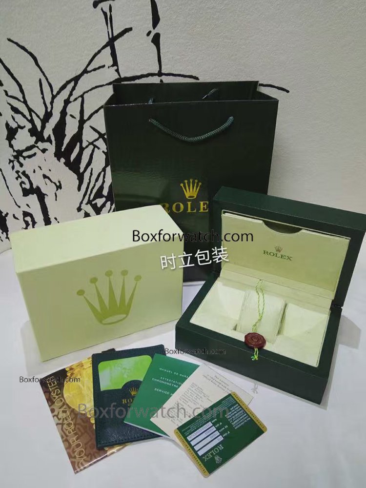 New Replica Rolex Green Leather Wood Watch Box & Booklet Set